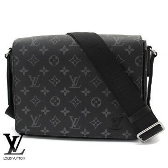 Louis Vuitton Eclipse Black District Messenger Bag Shoulder Bag - Picture 1 of 4